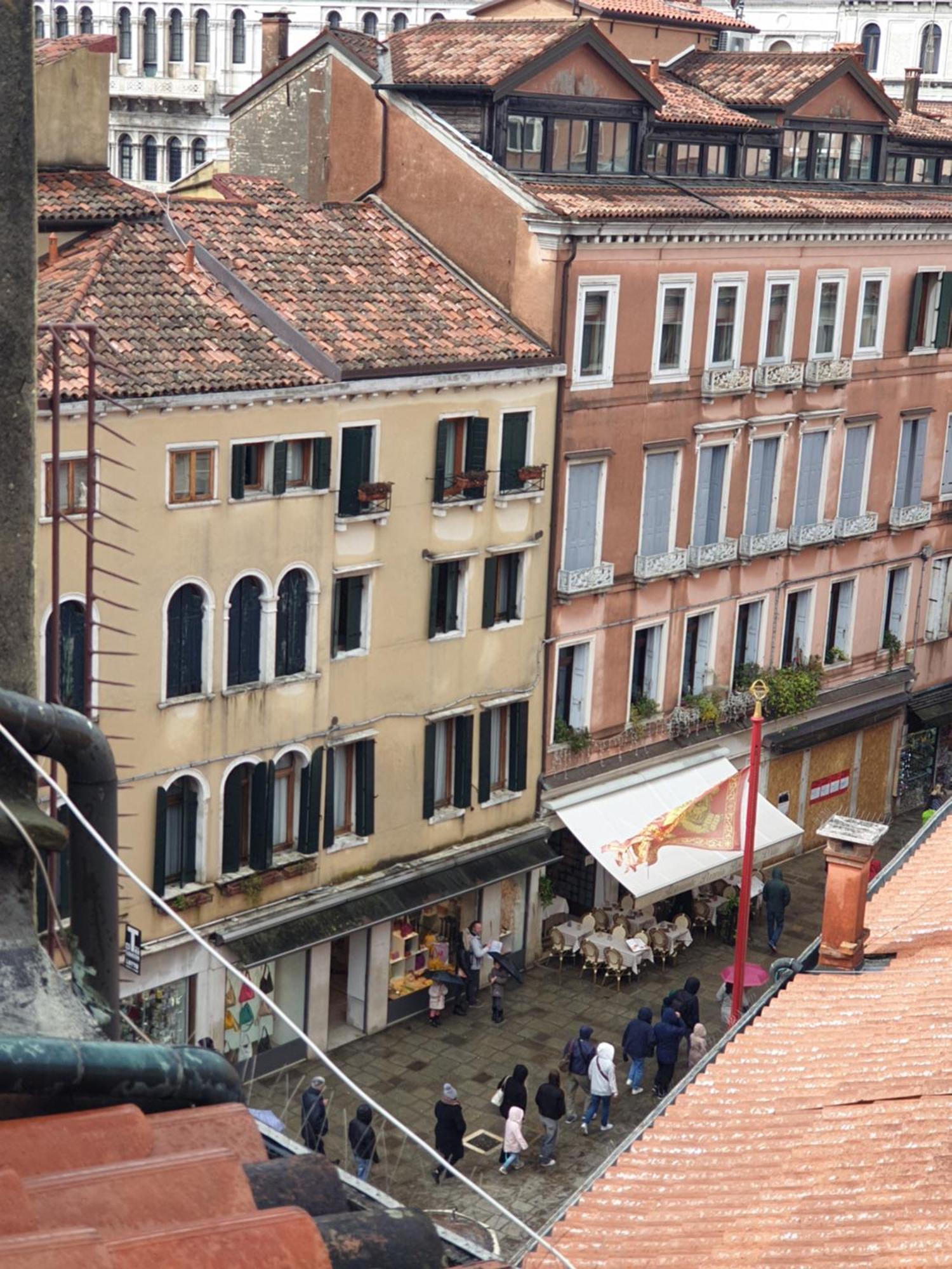 Residenza Tiziana Venezia Apartment Bagian luar foto